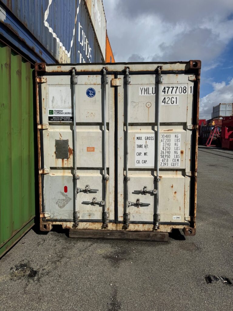 Døre og mærkning på 40 fods container 42G1